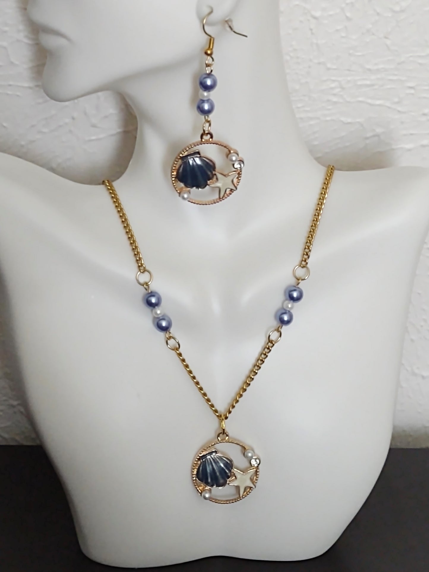 "Shells and Pearls" Gold Stainless Steel Glass Pearl Bead Necklace, Magnetic Clasp