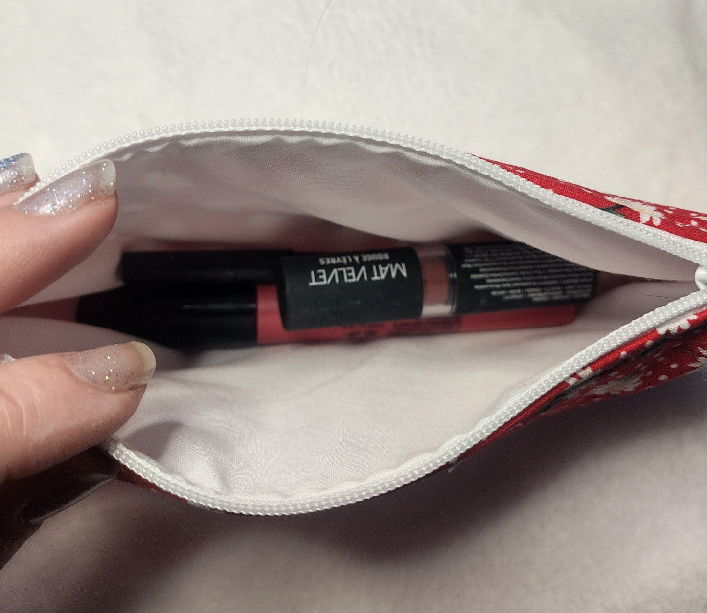 Red Cotton Daisy Print Makeup/Accessory Bag, Zipper Pouch
