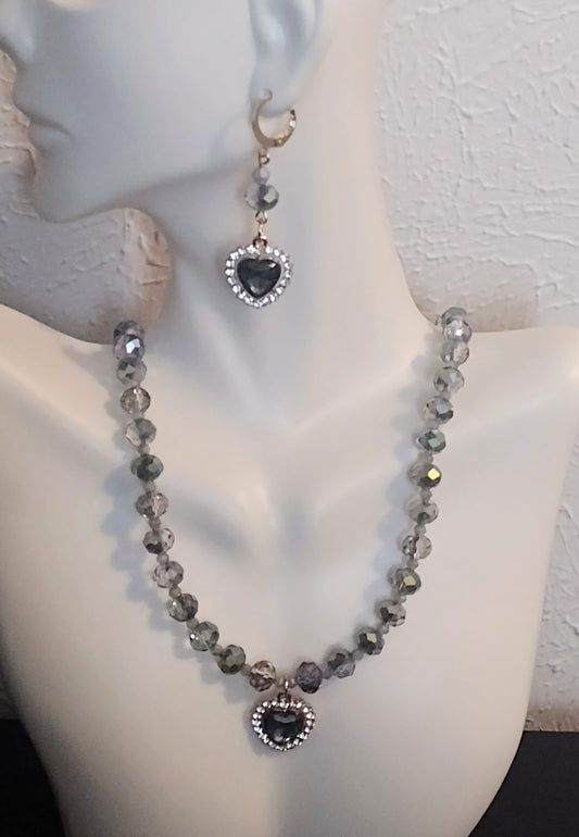 "Stormy Love" Glass Beaded Necklace, Magnetic Clasp, Stainless Steel