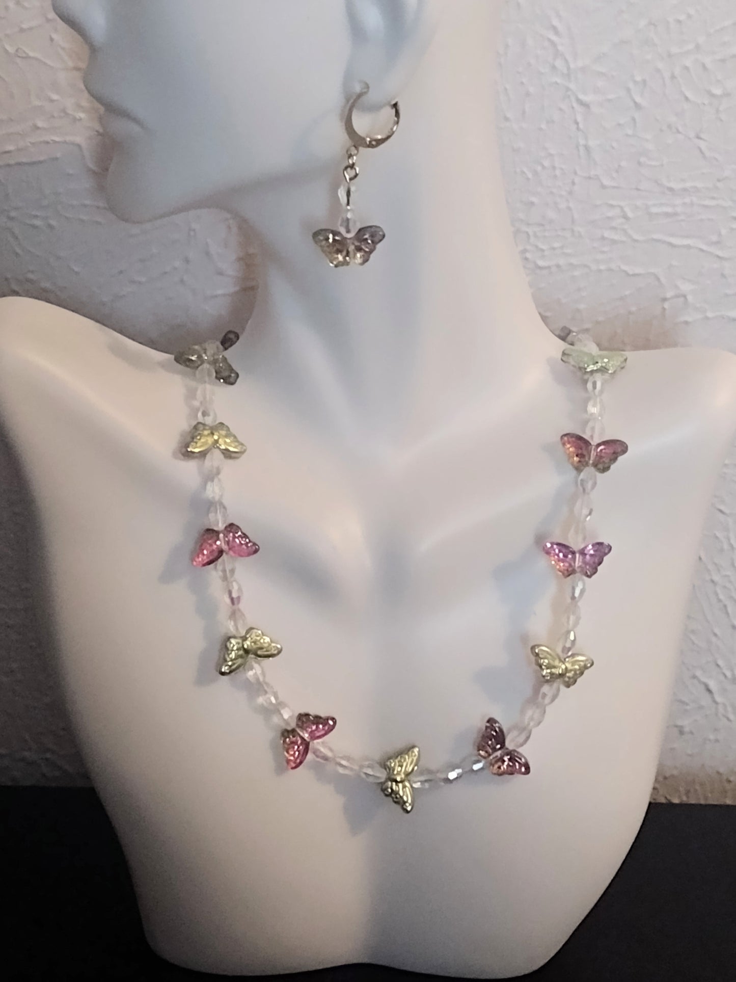 "Butterfly Garden" Glass Beaded Necklace, Magnetic Clasp, Stainless Steel