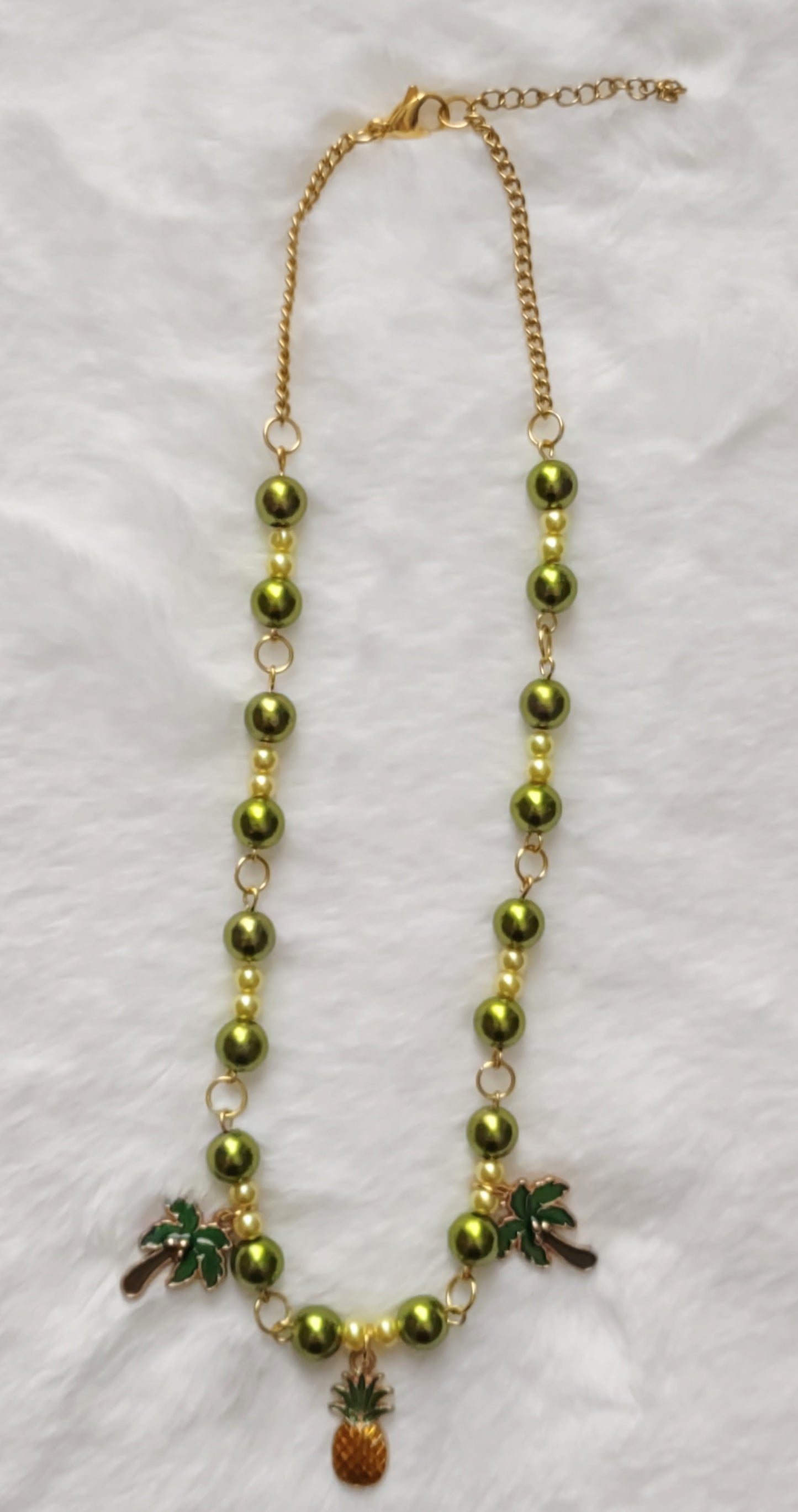 "Palm Beach" Green Pearl Bead Clavicle Necklace, Gold Stainless Steel, Magnetic Clasp