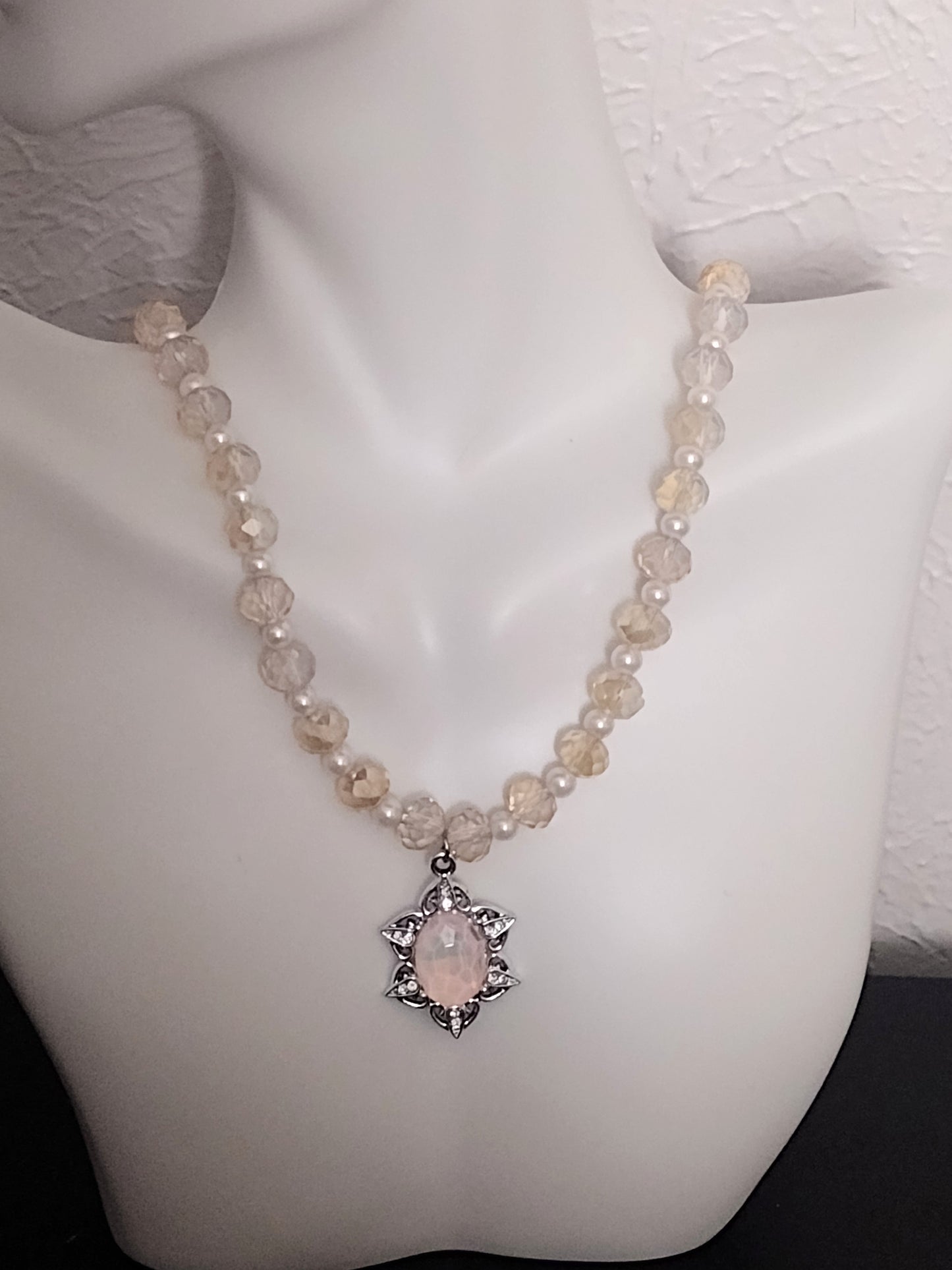 "Champagne Glass" Glass Beaded Necklace, Stainless Steel, Magnetic Clap, 1 Color